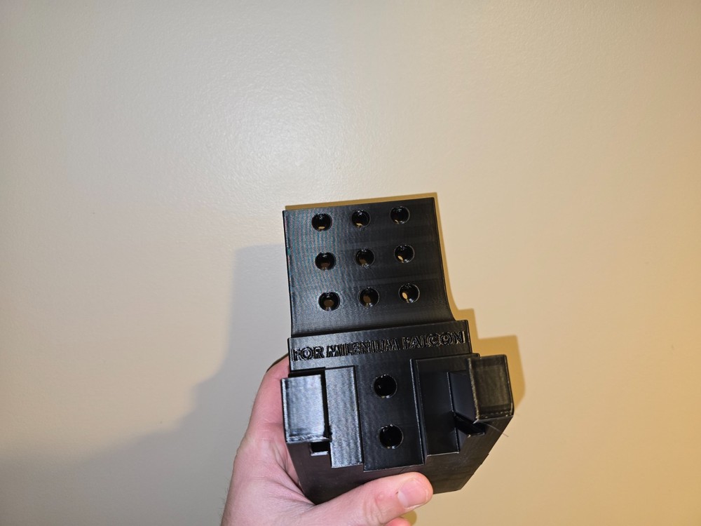 Wall Mount Display for Lego Millennium Falcon 75192 - 3d Printed
