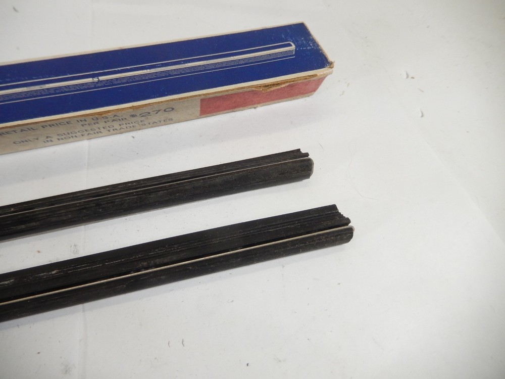 VINTAGE NOS 12" ANCO 650 PUSH BUTTON TURTLEBACK WIPER BLADE REFILL PAIR
