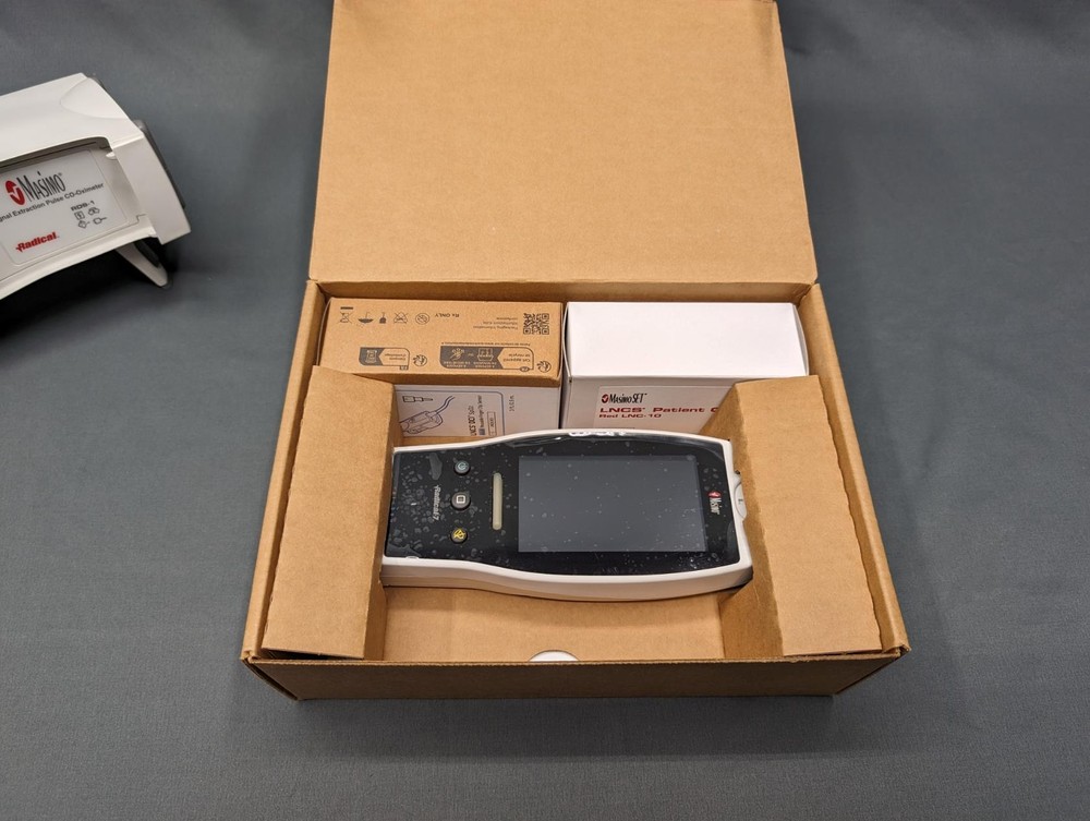 Masimo Radical 7 Pluse Oximeter Spo2 touchscreen wifi bluetooth