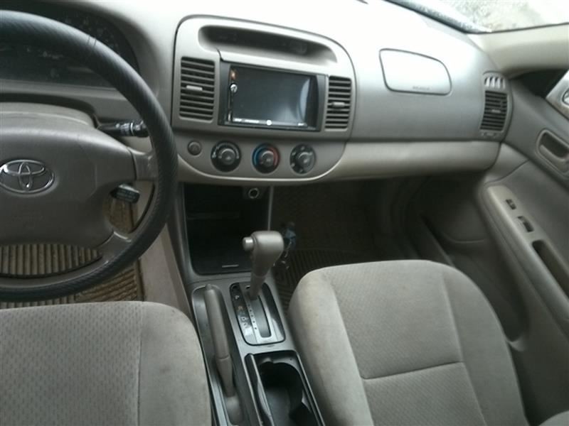 Fuse Box Cabin Fits 2004 Camry 570449