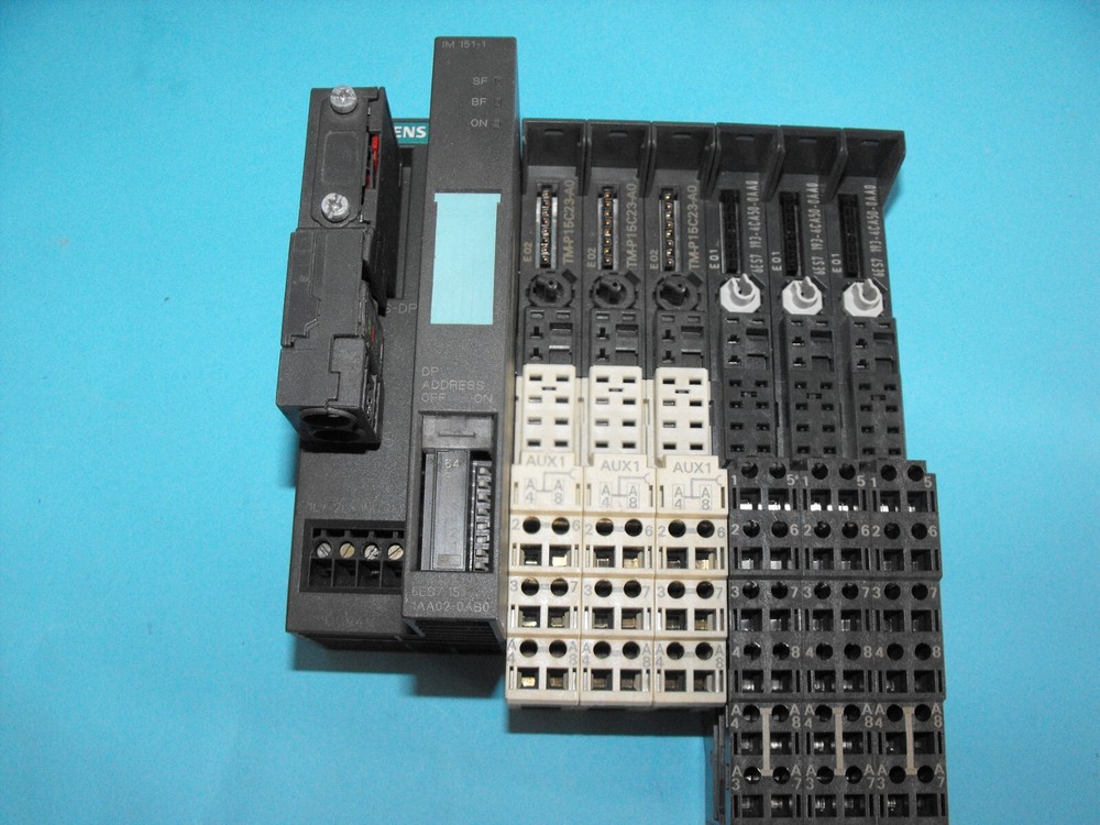 SIEMENS 6ES7151-1AA02-0AB0.SIMATIC DP INTERFACE MODULE.ET200.+TMP15C23-A.USED