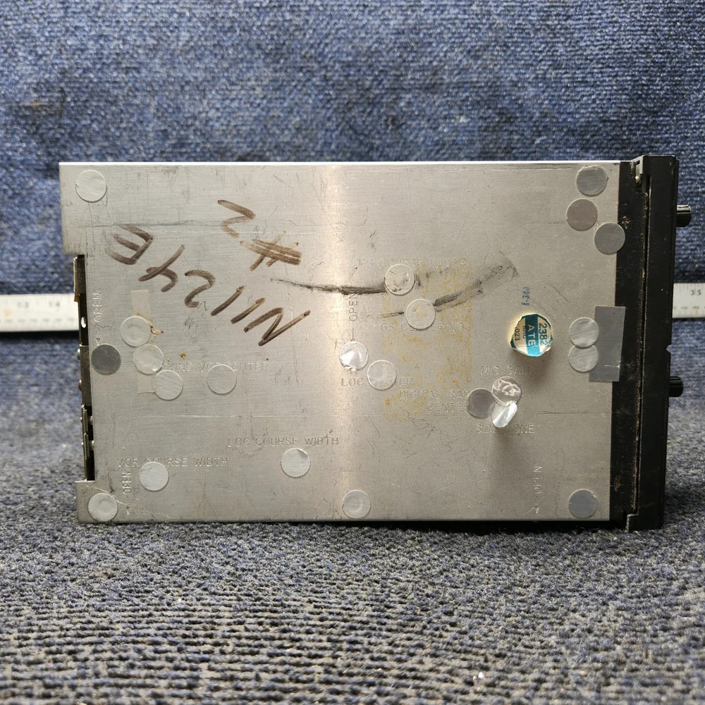 069-1024-00 | Bendix King KX 155 | NAV/COM & Glideslope – 14V, Rack & Connector