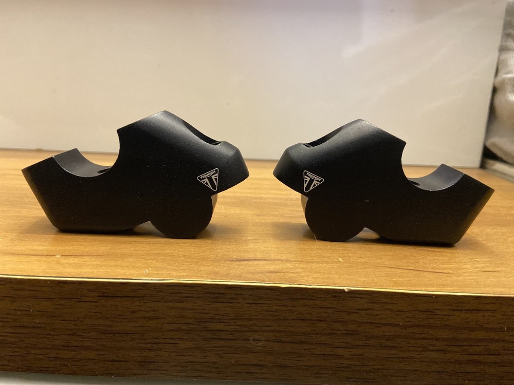 Offset Handlebar Riser For triumph speed 400