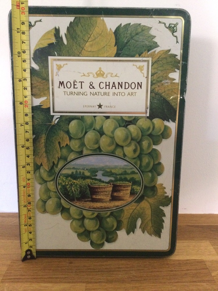 EMPTY Presentation Tin Box Moët & Chandon Champagne Collectable Rare