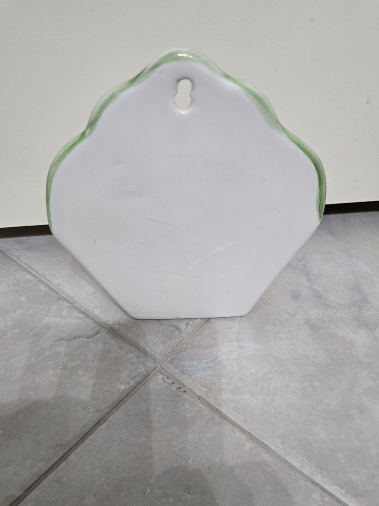 Pretty Butterfy Design Wall Mount Planter.