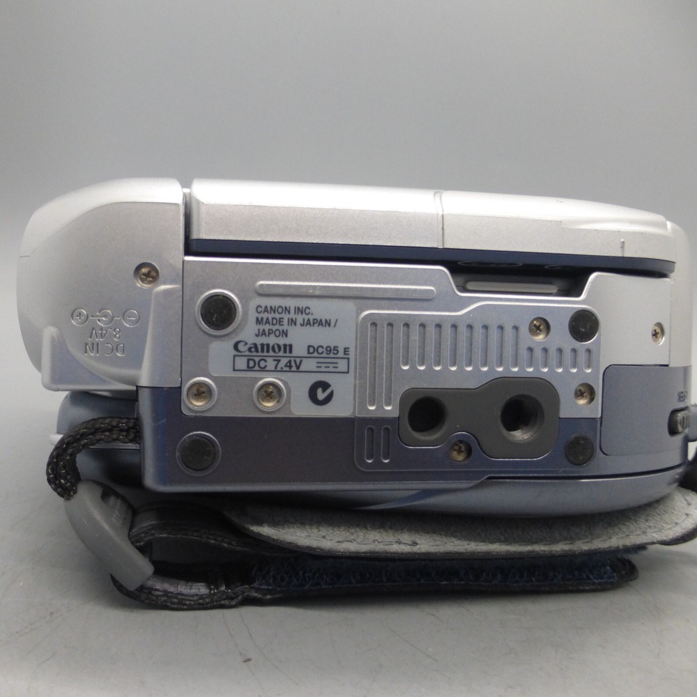 Canon DC95 Handheld DVD-RW Camcorder Silver Tested