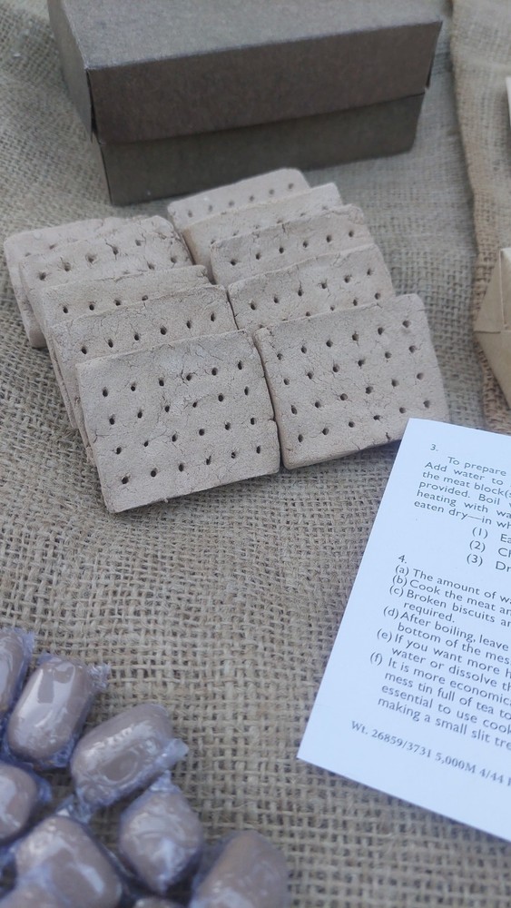 British WW2 24hr Ration Pack - Full weight prop item non perishable
