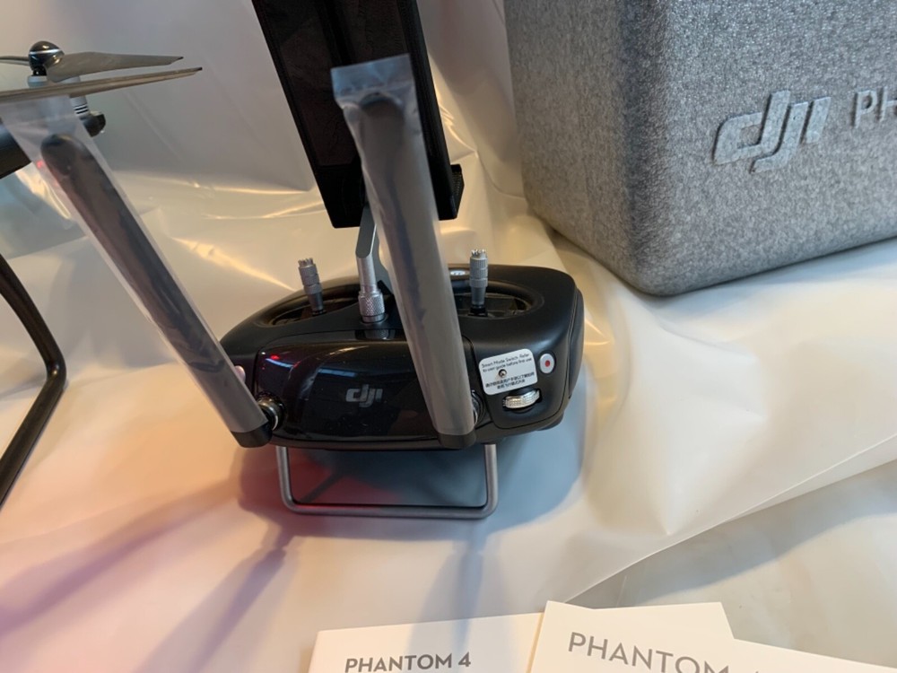 Phantom 4 Black Limited Release