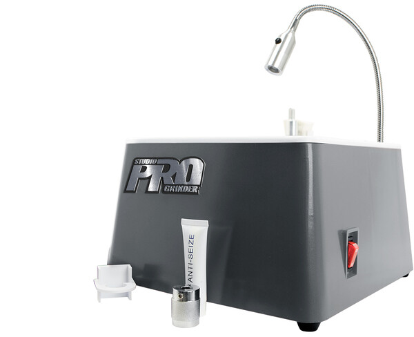 Studio Pro Grinder With Light - 220 VOLT