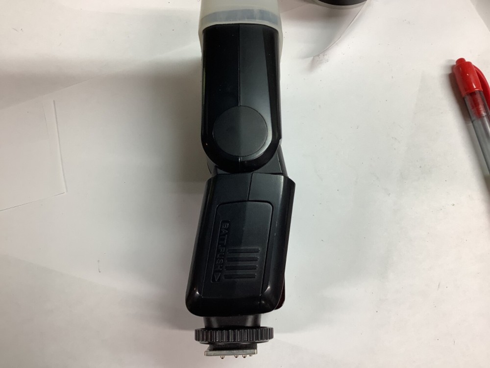 Flashpoint Zoom Mini R2 Camera Flash Black