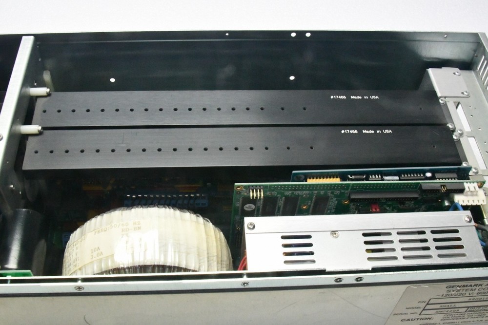 Genmark Automation P/N 980010627 , System Controller , Model SMALL