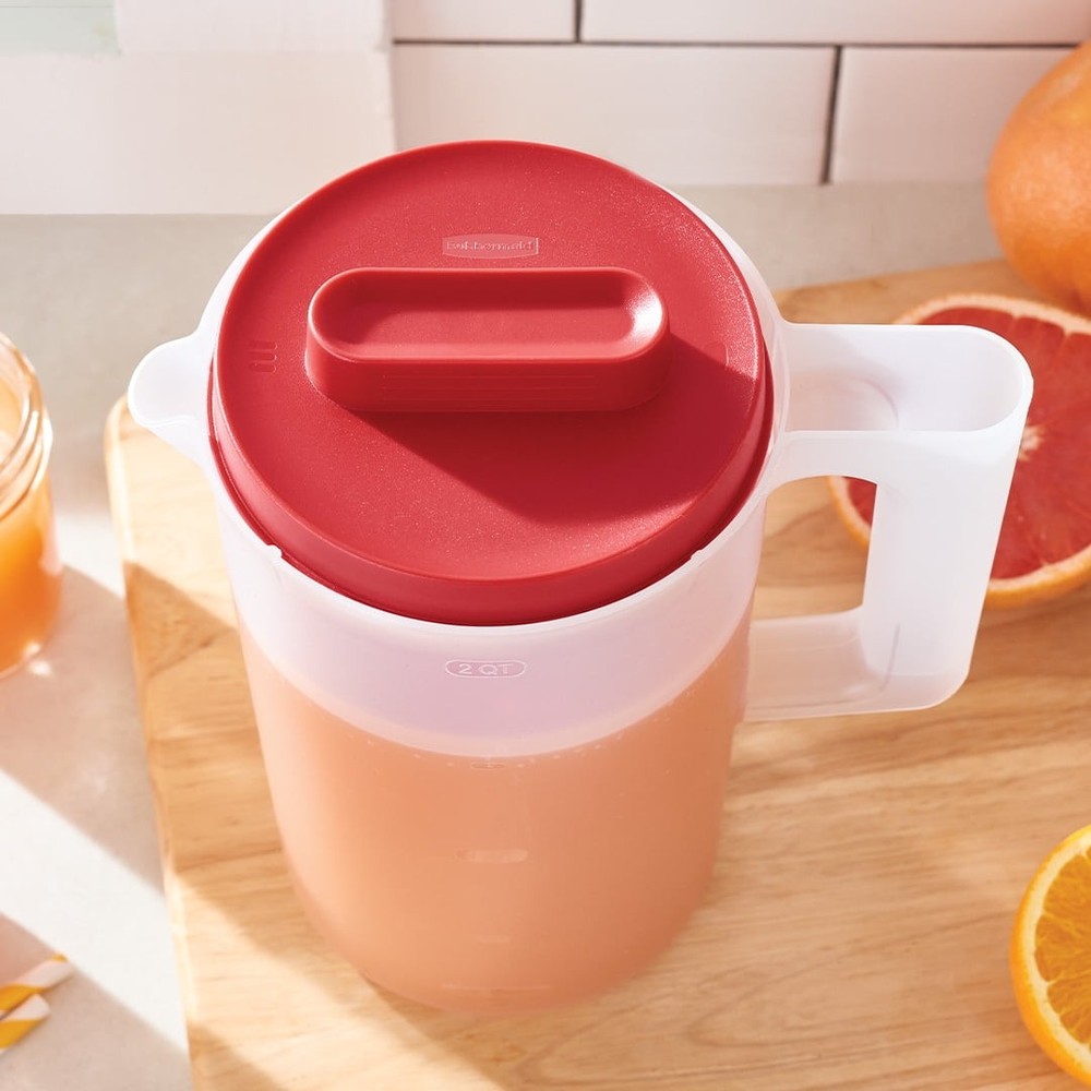 (2 pack) Rubbermaid Pitcher, Clear/Red, 2 Quart