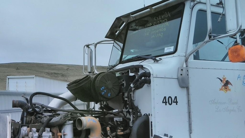 Replaces 2008 PETERBILT 384 CAB ,  OH