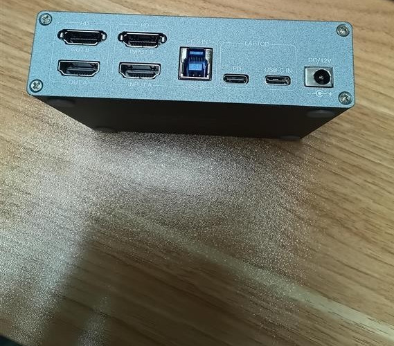 kCeve Dual switch wired remote and usb c cable