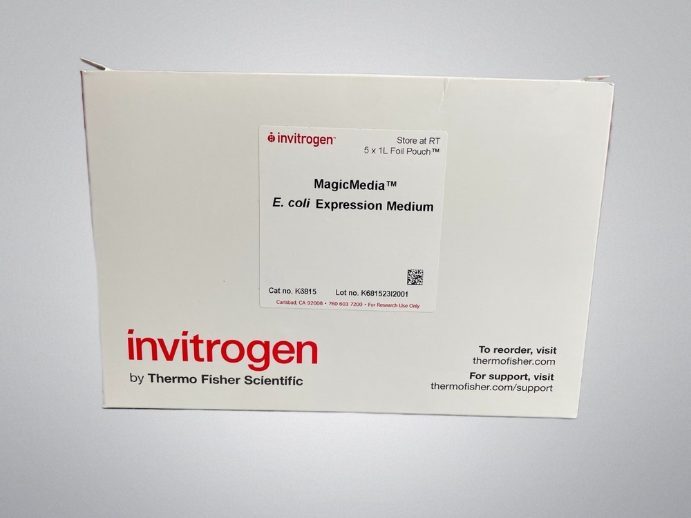 Invitrogen MagicMedia Expression Medium Total of 4 Foils