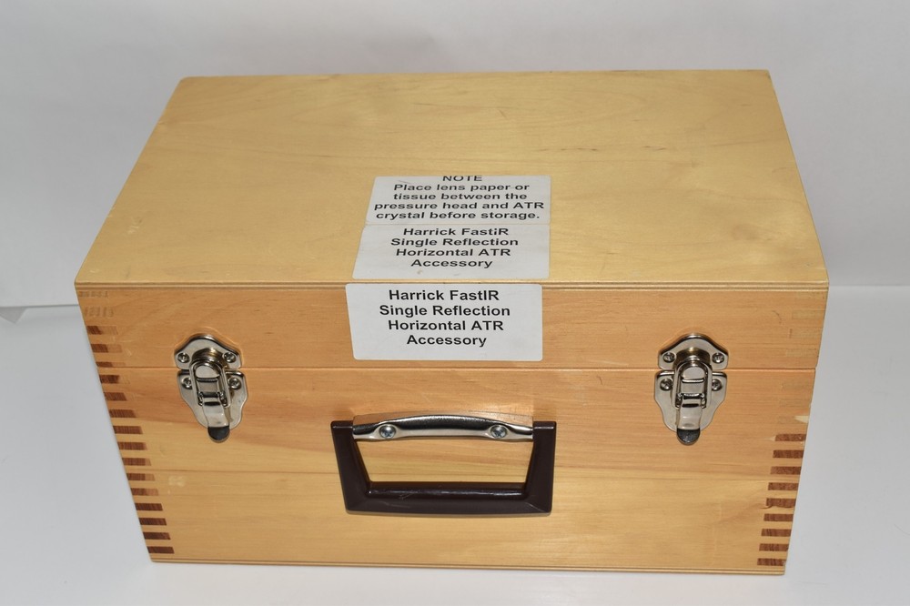 HARRICK FASTIR SINGLE REFLECTION HORIZONTAL ATR ACCESSORY IN CASE (AWQ12)