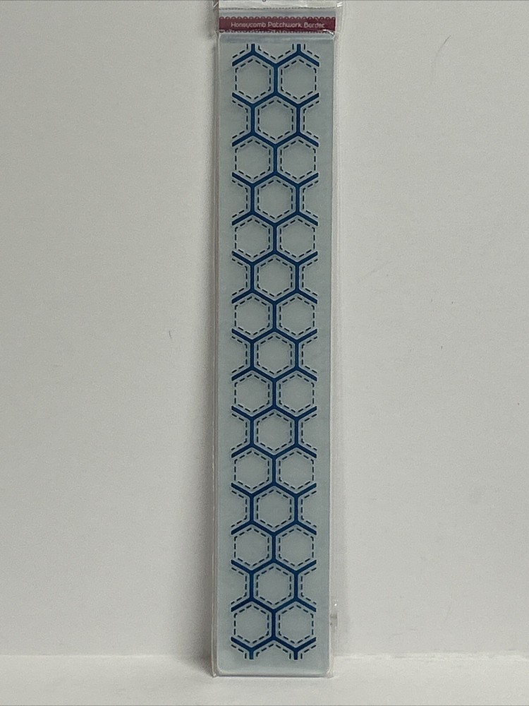 Embossalicious Honeycomb Patchwork Border Folder