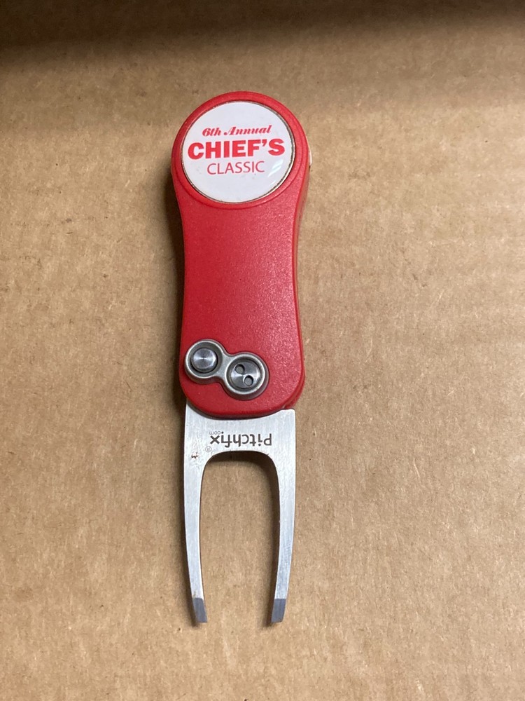 Chief's Classic Golf Pitchfix Folding 🧲 Switchblade Divot Tool