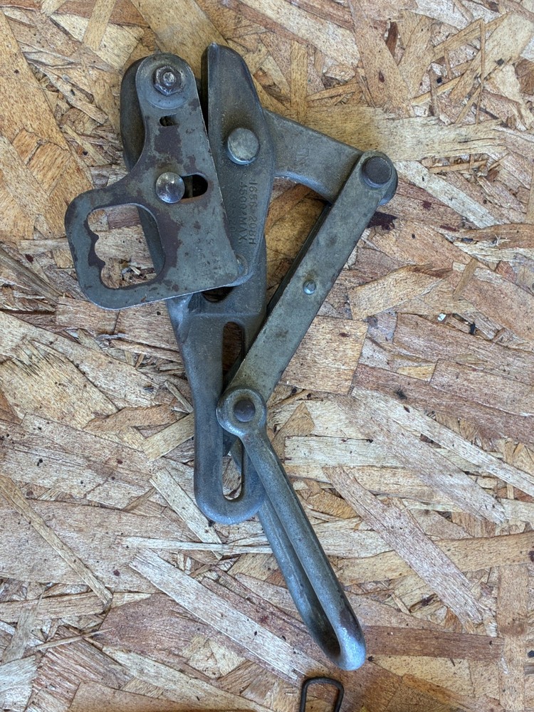 Klein Tools 1656-20BH cable puller.