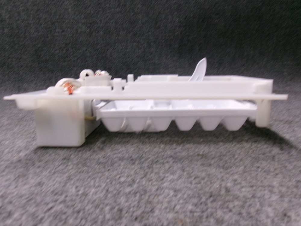 AEQ72909603 LG REFRIGERATOR ICEMAKER