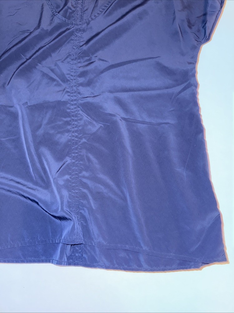 Old Navy Women’s Medium Scrub Top Blue