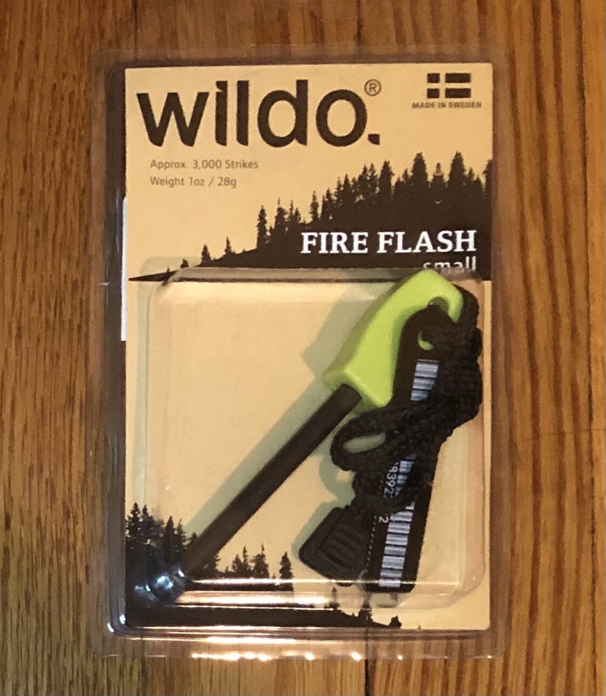 Wildo Fire Flash Small Lime Starter Camping Survival Firestarter Camp Stick NIP