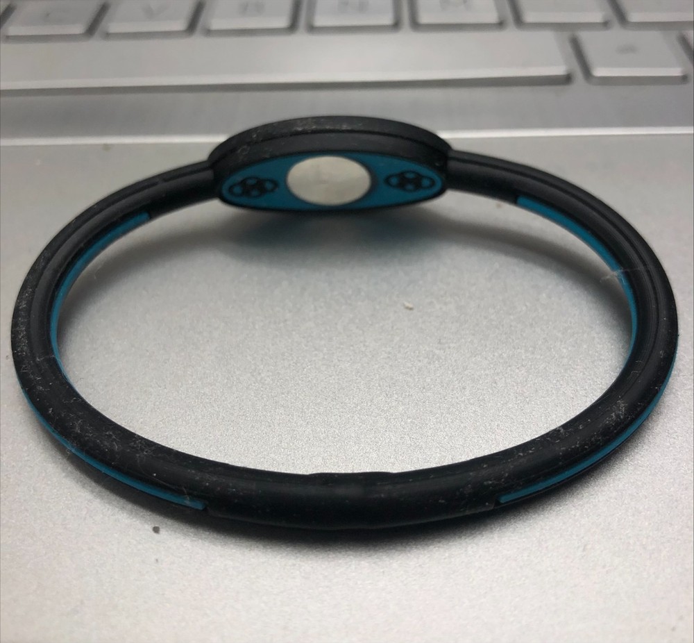 7" Mojo Holographic Wristband BLACK / BLUE