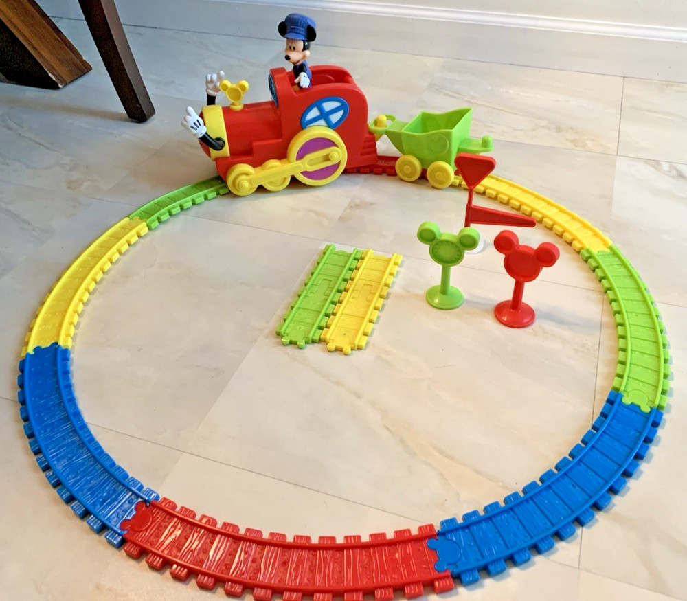 Mickey Mouse Clubhouse Magic Choo Choo Train