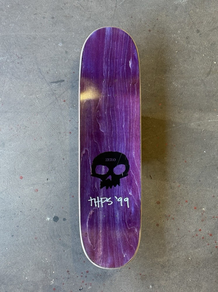 Zero White '3-skull w Blood' Deck Signed by Jamie Thomas