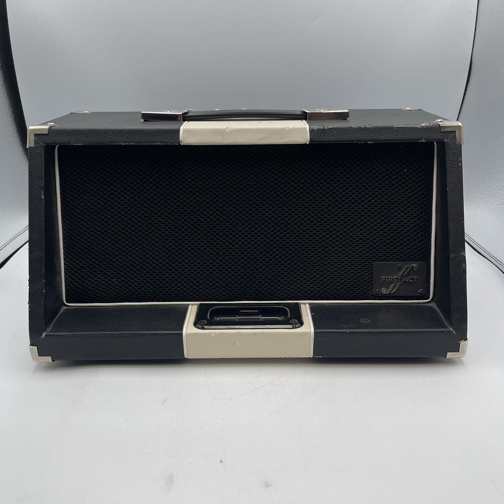 First Act DK 1000 Guitar Amplifier With iPod Docking Station