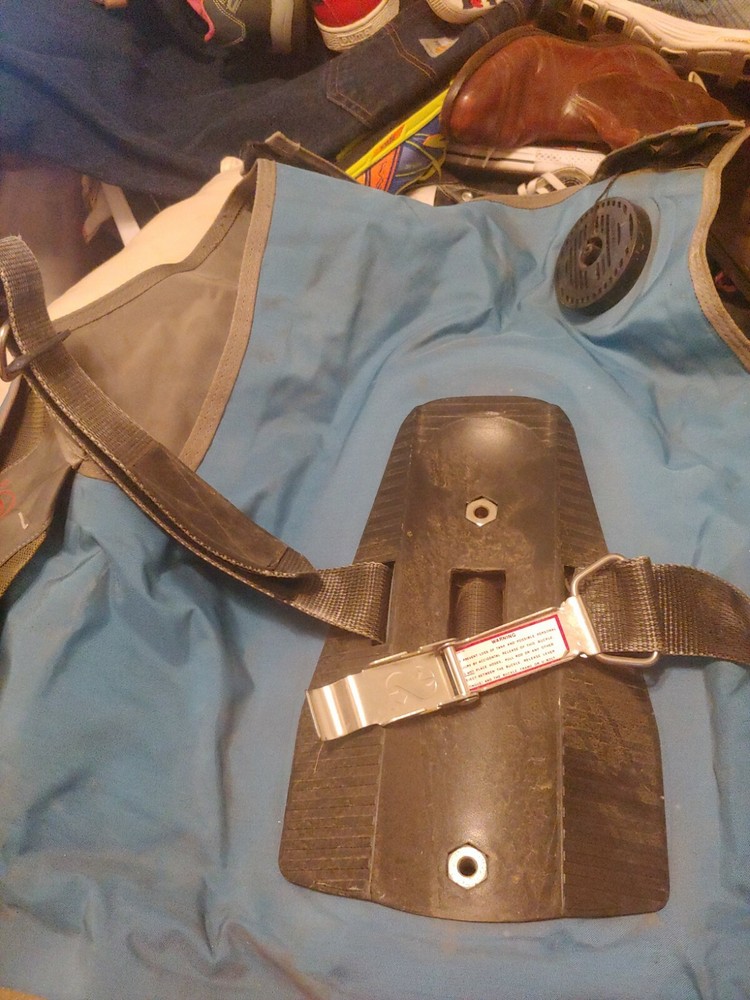 SCUBAPRO finseal Vest regulator Weight Pockets -Size Medium