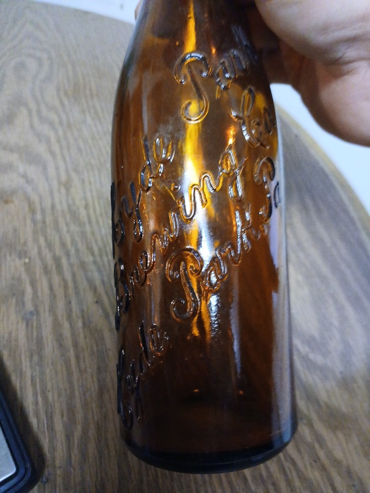 Hyde Park Brewing Hyde Park Pa Beer Bottle Script Nice