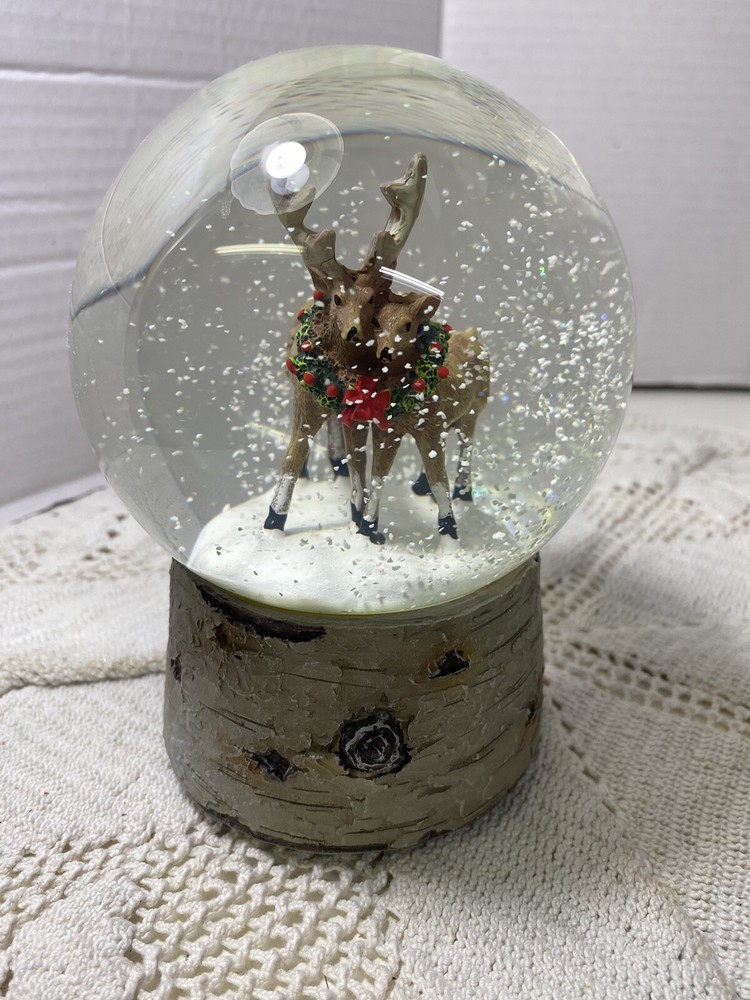 Martha Stewart 7” Stag&doe Snowglobe Musical Pristine E75
