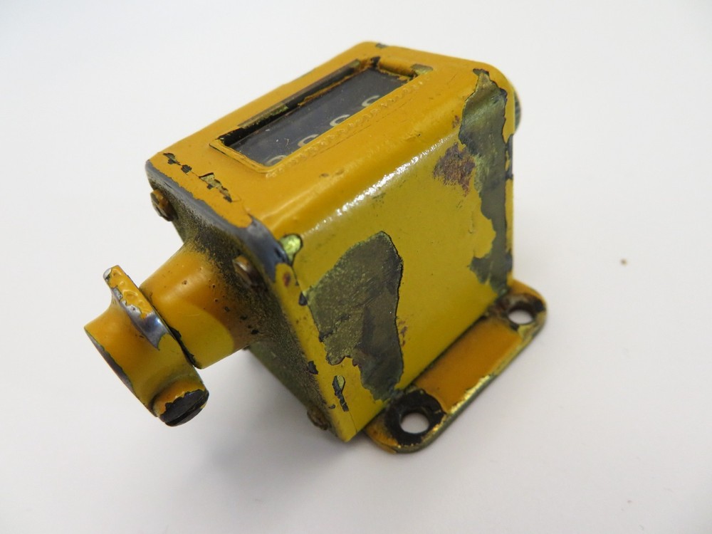 Vintage 4-Digit Veeder Root Counter