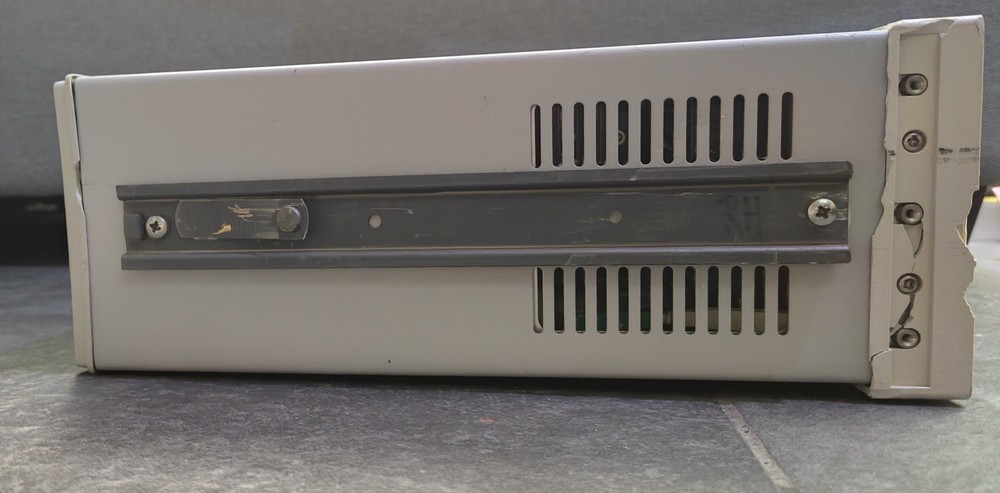 Agilent E3631A Triple Output Power Supply