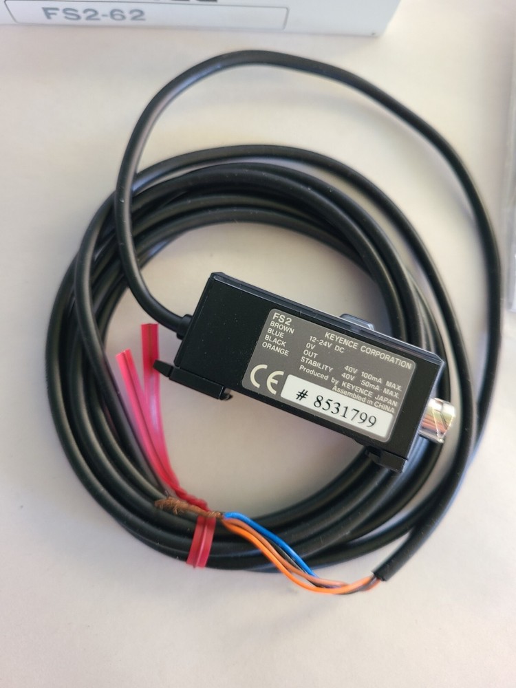 Keyence FS2-62 Fiber Optic Sensor Amplifier
