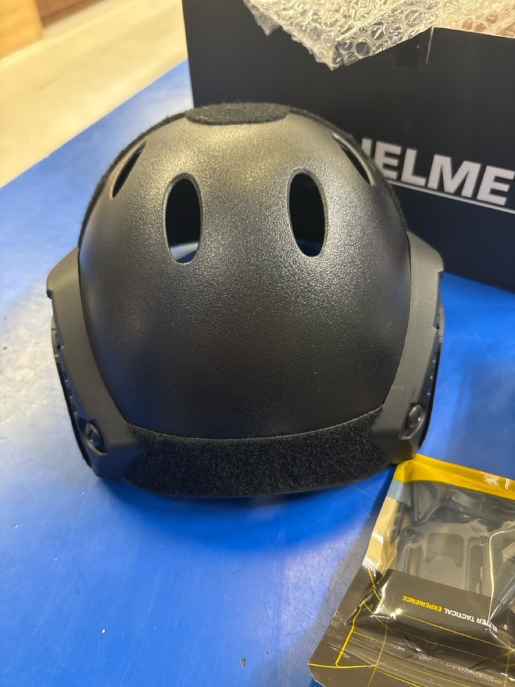 AIRSOFT: SHELLBACK TACTICAL FAST HELMET (J31003540)