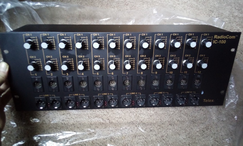 Telex RadioCom IC-100, 6 Channel Source Assign Panel