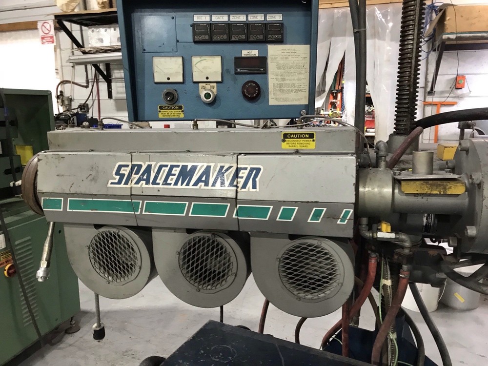 1.5 NRM Spacemaker Pedestal Extruder