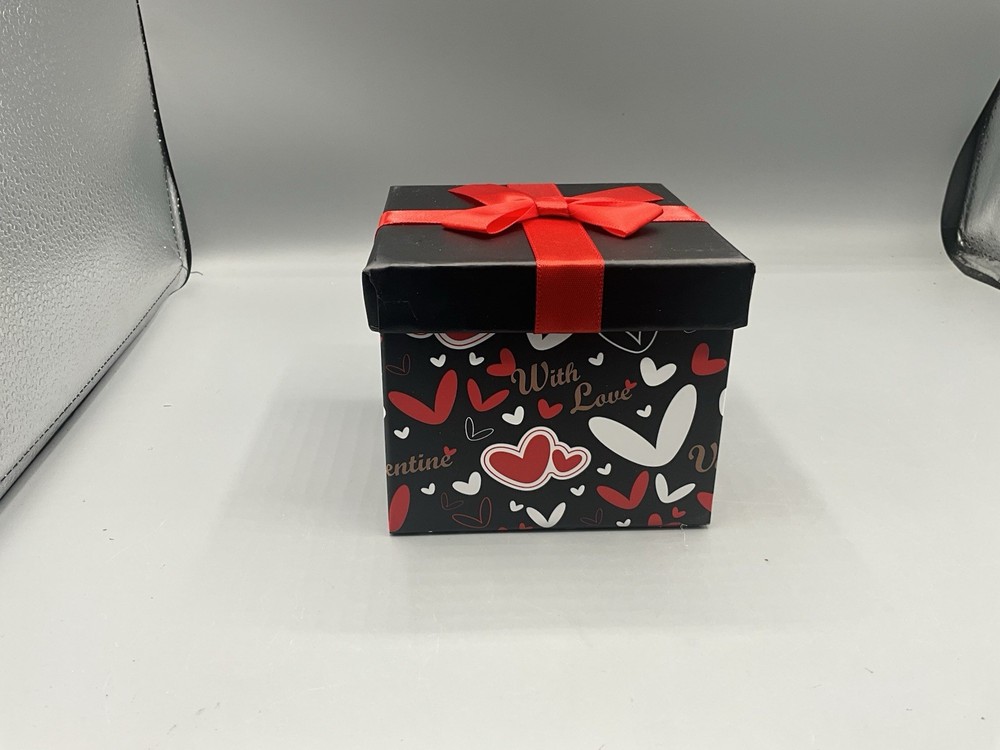 4 Pcs Valentines Nesting Gift Boxes with Lids Holiday Gift Boxes Assorted Siz...