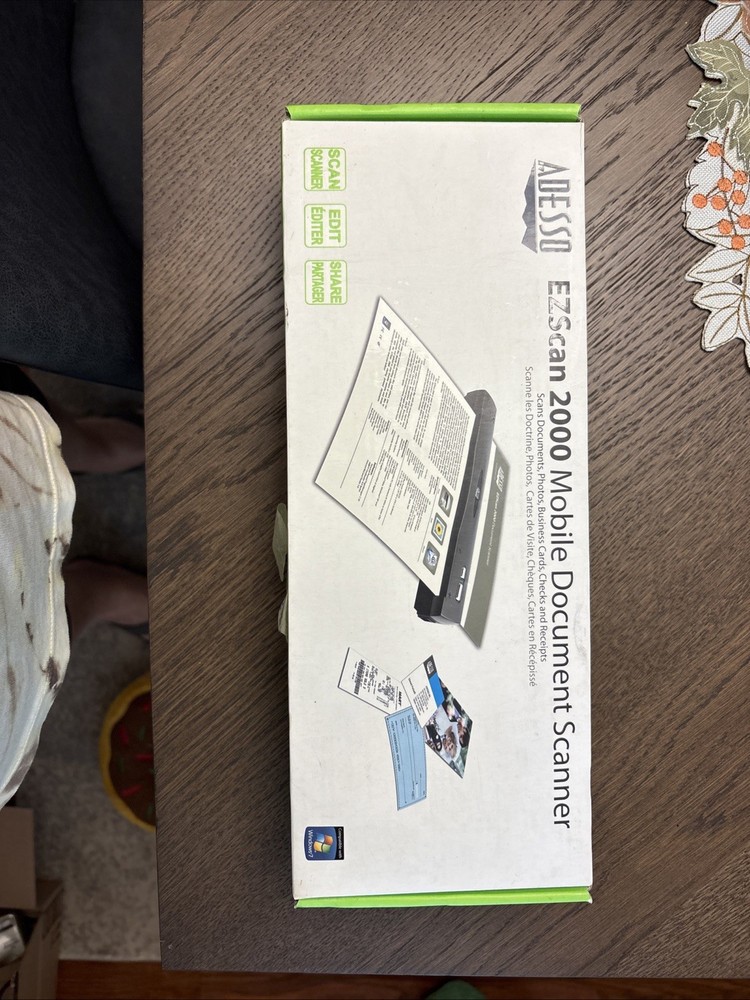 ADESSO Mobile Document Scanner EZScan 2000 New in Box
