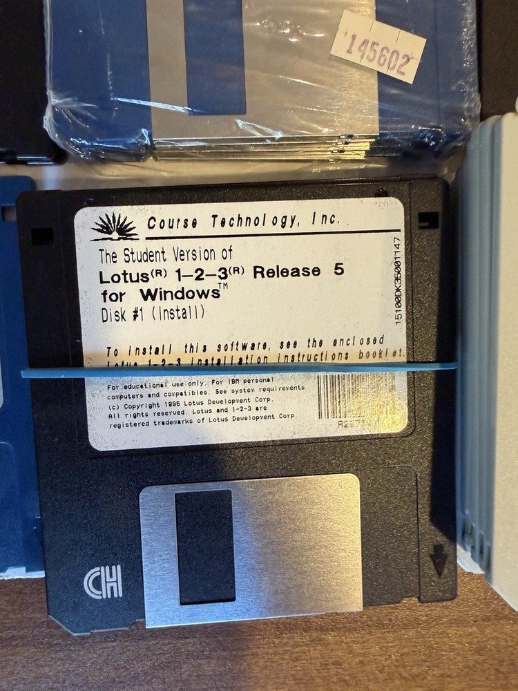 Vintage Lotus SmartSuite Software Bundle Lot