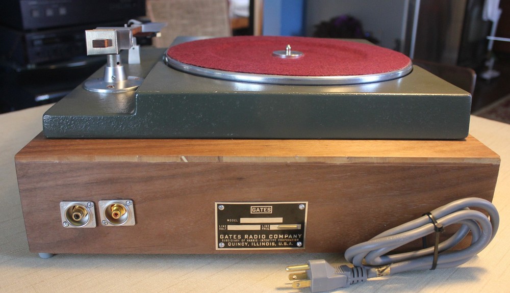 Gates CB1200 Broadcasting Turntable Micro Trak 303 Professional Arm Excellent
