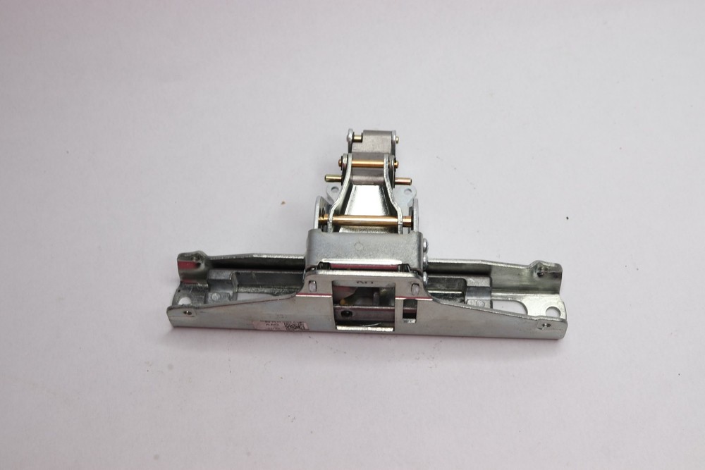 Yale Latch Assembly 60-7010-0365-0485