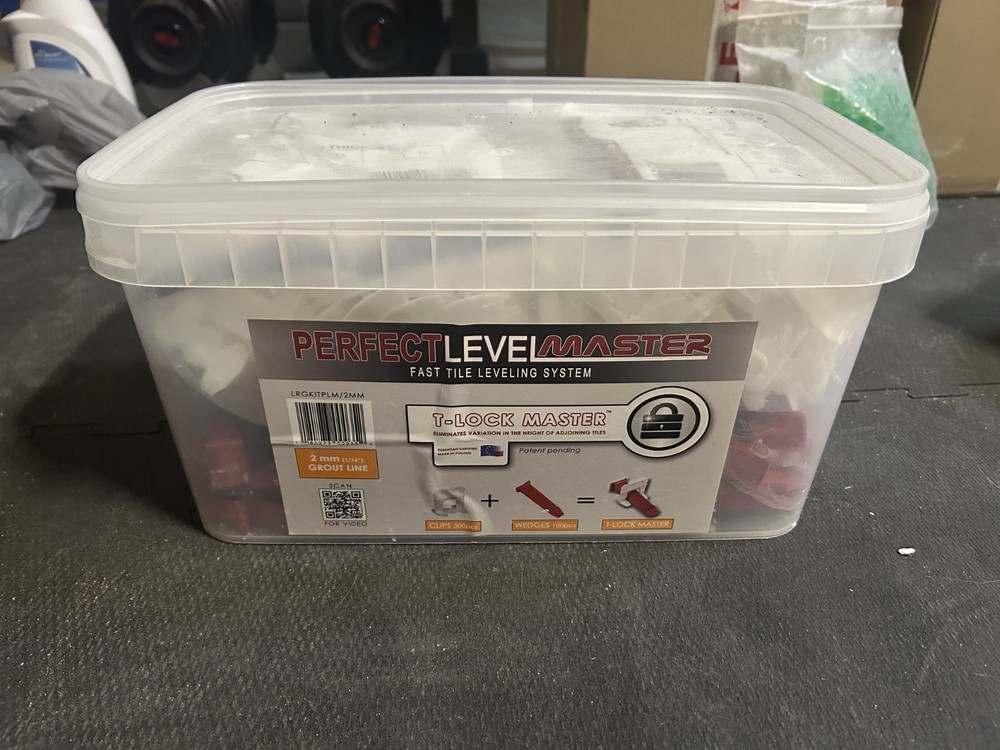 Perfect Level Master T-Lock Fast Tile Leveling System with Clips
