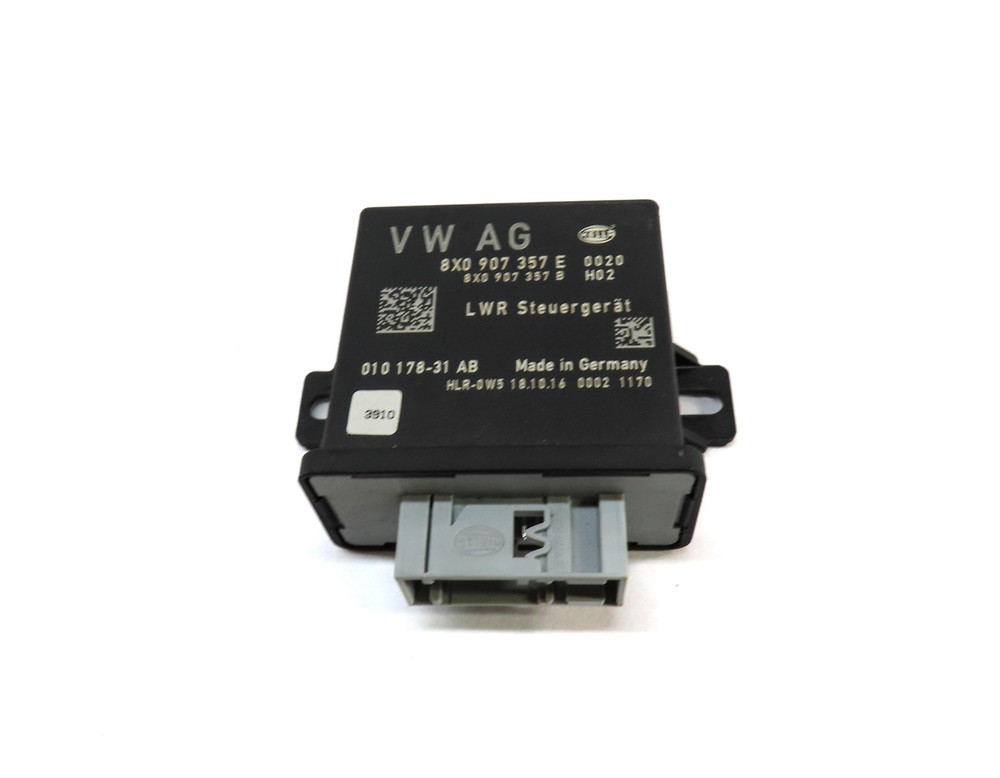 2017 AUDI Q3 (8U) HEADLIGHT HEAD LIGHT RANGE CONTROL MODULE