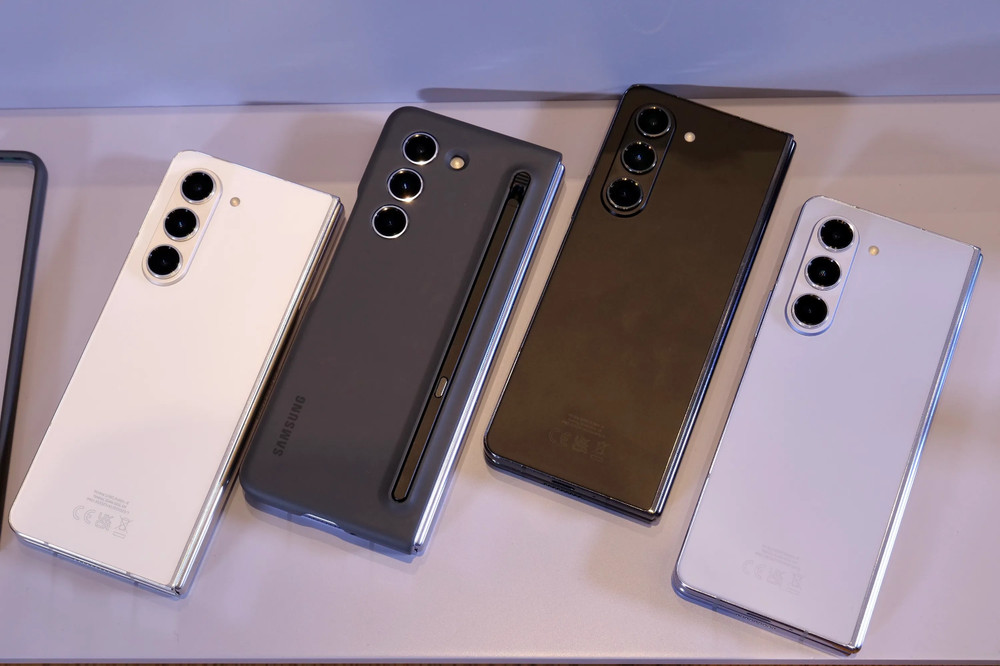 Android Info Check, Carrier, Network, Sold by, Country, Storage