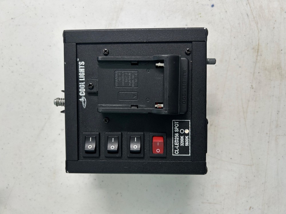 Cool Lights CL-LED256 Video Light Panel with Barn Doors