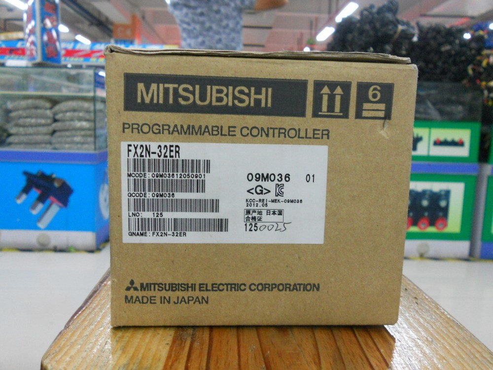 Mitsubishi Expansion Module FX2N-32ER 16 points input/16 points relay output