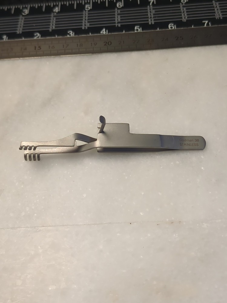 Codman 38 Heiss Self-Retaining Retractor 1410